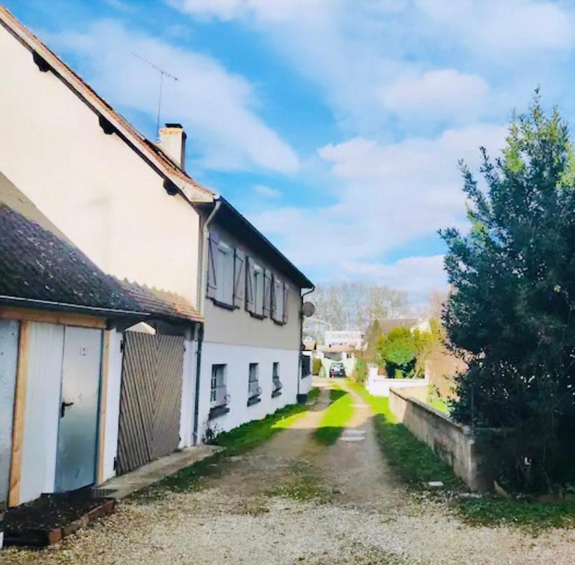 The Walsh Apartamento Bourges Exterior foto